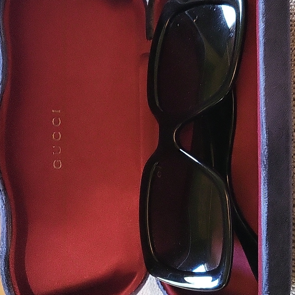 Gucci sunglasses